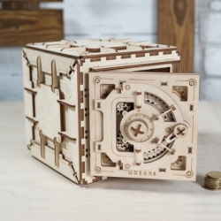 Hračka Ugears 3D dřevěné mechanické puzzle Trezor